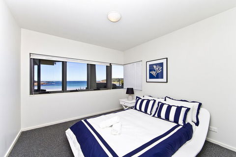 Sails On The Beachfront Exclusive Seaside Home - Accommodation Tasmania 2