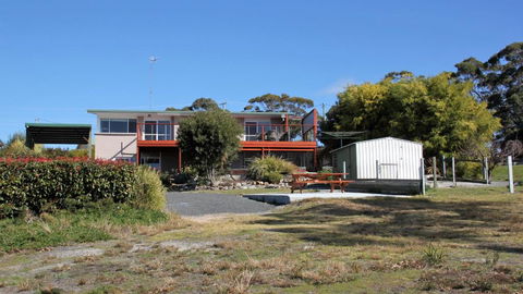 BAY Of FIRES SEACHANGE Ocean Frontage - Accommodation Tasmania 6