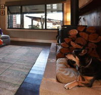 Millfield Eco Lodge with views  inside / outside hangouts - Accommodation Tasmania