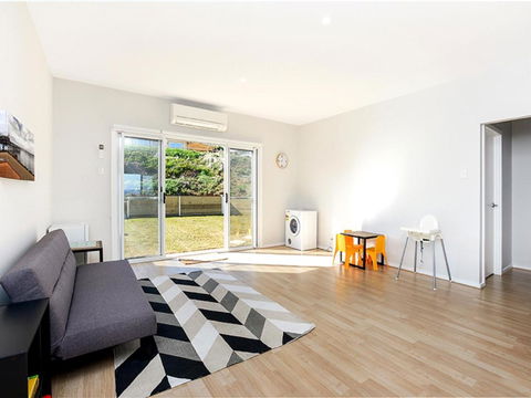 High Tide Wallaroo Beachfront Property Pet Friendly - Accommodation Tasmania 6