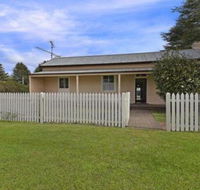Station Masters Cottage classic quaint  nostalgia - Accommodation Tasmania