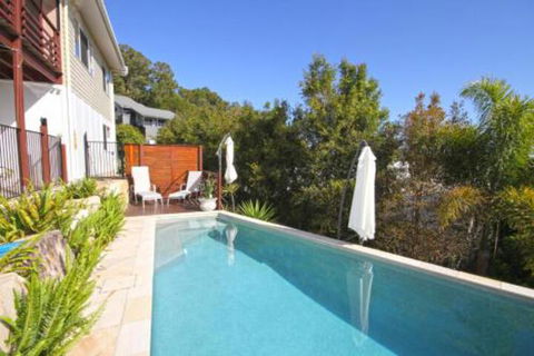 STUNNING HOME WITH SPECTACULAR VIEWS & CLOSE TO THE BEACH - Accommodation Tasmania 0