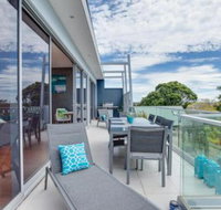 Modern McCrae Beauty