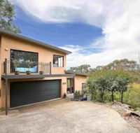 Postcards From the Edge - Accommodation Tasmania