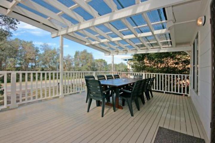 Narrawallee NSW Accommodation Tasmania