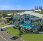 Beachside luxury Sunrise Beach - Accommodation Tasmania