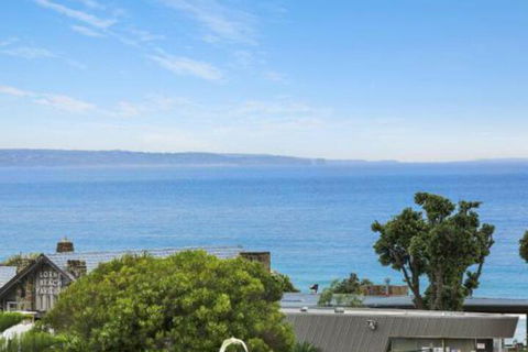 WATERFRONT TWO Position Perfect NEW LISTING 2019 - Accommodation Tasmania 2