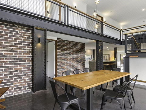 Horizons At Currarong Architecturally Designed Beach House - Accommodation Tasmania 3