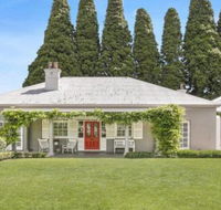 Nattai Lodge house  cottage in beautiful garden - Accommodation Tasmania