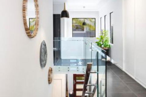 WINDFALL In PALM COVE - Accommodation Tasmania 7