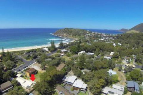 BEACHSIDE VILLA 2 - Accommodation Tasmania 6