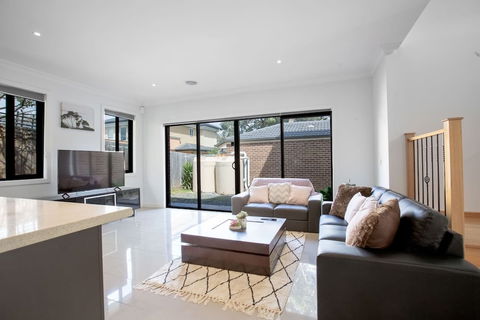 Stunning 3beds Near Knox Shopping Centro@wantirna - Accommodation Tasmania 2