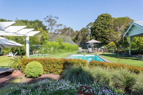 ALLAMBEA MOUNT ELIZA - Accommodation Tasmania 4