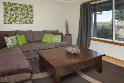 Acacia Ridge - Accommodation Tasmania 6