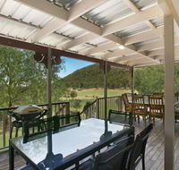 Rosa Estate in Broke Two 3br House in walking distance to Cellar Doors - Accommodation Tasmania
