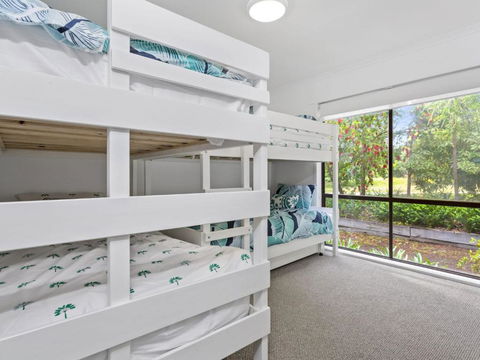 BAYSHORE DROMANA - Accommodation Tasmania 6