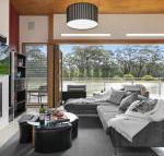 Casa sul lago quite simply a very special place - Accommodation Tasmania
