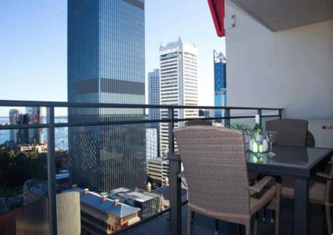 CENTRAL CBD EXEC STUNNING VIEW WIFI NETFLIX WINE - Accommodation Tasmania 4