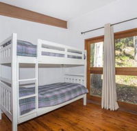 Surfers Ave 17 Narrawallee - Accommodation Tasmania