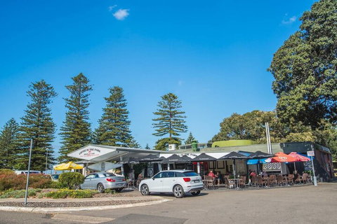 Vibrant And Colorful Apartment In Dollspoint - Accommodation Tasmania 1