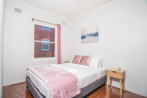 Vibrant And Colorful Apartment In Dollspoint - Accommodation Tasmania 6