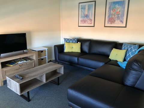 West Beach Lagoon 114 â€“ Great Ocean Views - Accommodation Tasmania 6