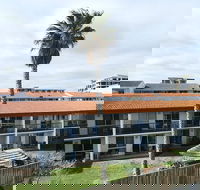 West Beach Lagoon 206 Sleeps 3 - Accommodation Tasmania