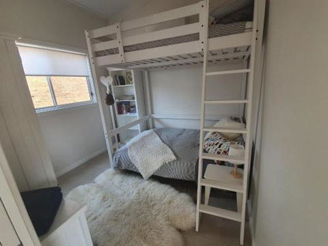 Oakey Creek HV Country Retreat Walk To Wine Tasting - Accommodation Tasmania 0