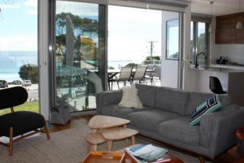BEACHHOUSE BINALONG Luxury Waterfront Holiday House At Bay Of Fires - Accommodation Tasmania 3