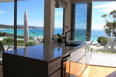 BEACHHOUSE BINALONG Luxury Waterfront Holiday House At Bay Of Fires - Accommodation Tasmania 4