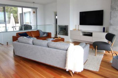 BEACHHOUSE BINALONG Luxury Waterfront Holiday House At Bay Of Fires - Accommodation Tasmania 5