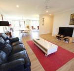 Barefoot Bungalow at Hat Head - Accommodation Tasmania