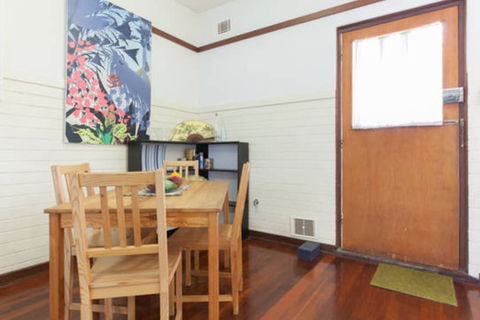 B4 Apartment Close To Perth UWA - Accommodation Tasmania 5