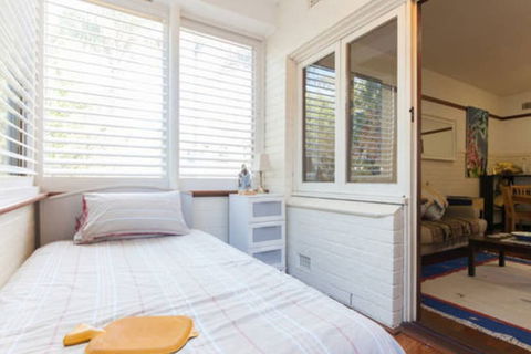 B4 Apartment Close To Perth UWA - Accommodation Tasmania 3