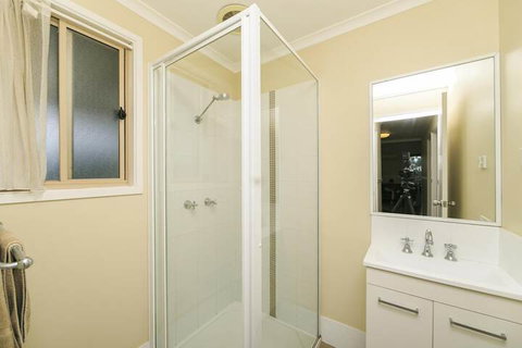 Reflections Holiday Parks Lake Glenbawn - Accommodation Tasmania 6