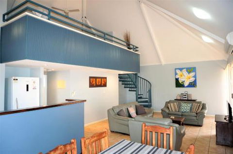 Osprey Holiday Village Unit 115 Idyllic 3 Bedroom Holiday Villa With A Pool In The Complex - Accommodation Tasmania 5