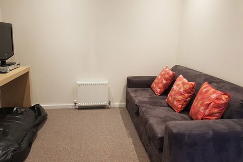 K2 Unit 11 - Accommodation Tasmania 3