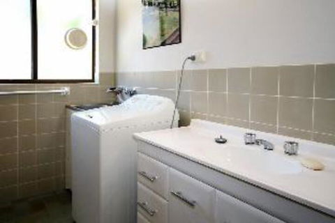 3 Bedroom House At Garuwa Street - Accommodation Tasmania 2
