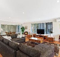 3 Bedroom House Bay Serene 15 Mistral Close - Accommodation Tasmania