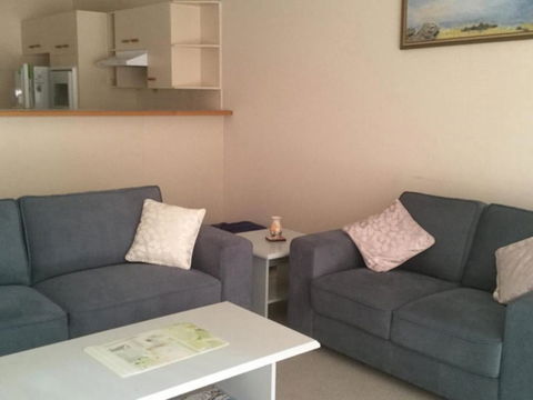Private Canal Duplex With Pontoon Oleander Drive Bongaree - Accommodation Tasmania 5