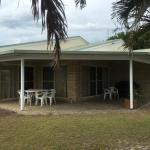 Private Canal Duplex With Pontoon Oleander Drive Bongaree - Accommodation Tasmania 0