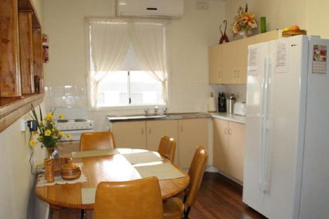 Explorers Holiday House - Accommodation Tasmania 3