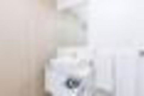 New Modern Apartment With Parking Near Amenities - Accommodation Tasmania 5