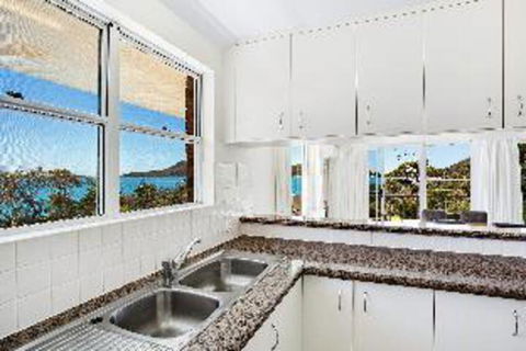 3 Bedroom Apartment Albacore Unit 6 12 Ondine Close - Accommodation Tasmania 2