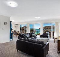 3 Bedroom Apartment Albacore Unit 6 12 Ondine Close - Accommodation Tasmania