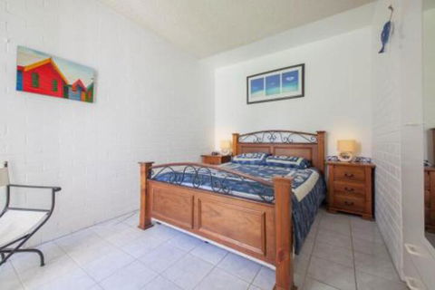 2 Bedroom Apartment Villa Ellisa Unit 1 - Accommodation Tasmania 5