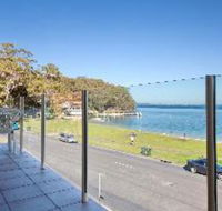 2 Bedroom Apartment Little Hut Unit 3 20 Kurrawa Close - Accommodation Tasmania