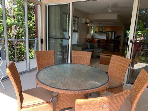 Beach House Apartment 1 - Accommodation Tasmania 1