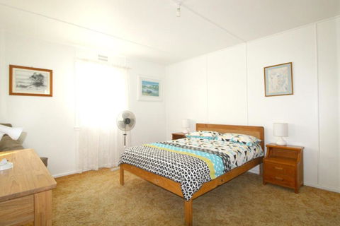 Hi View 18 Dulconghi Street - Accommodation Tasmania 2