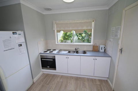 Billys On Main 44 Main Street - Accommodation Tasmania 1